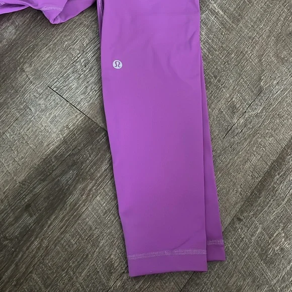 Lululemon leggings - Picture 3 of 3